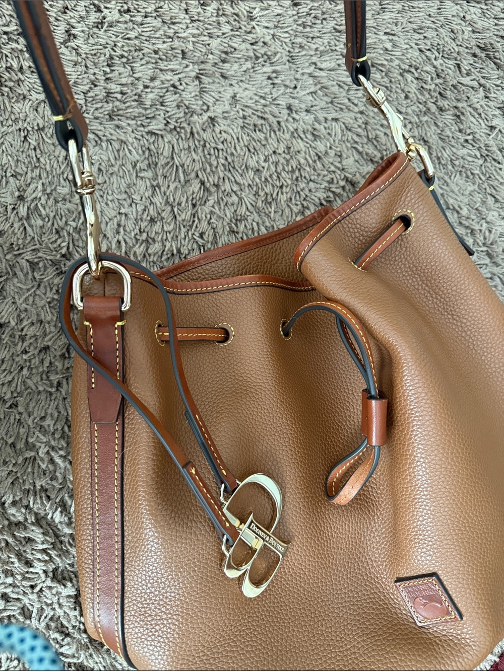 Dooney & Bourke Tan EUC Leather Drawstring Bucket Bag - Picture 8 of 8